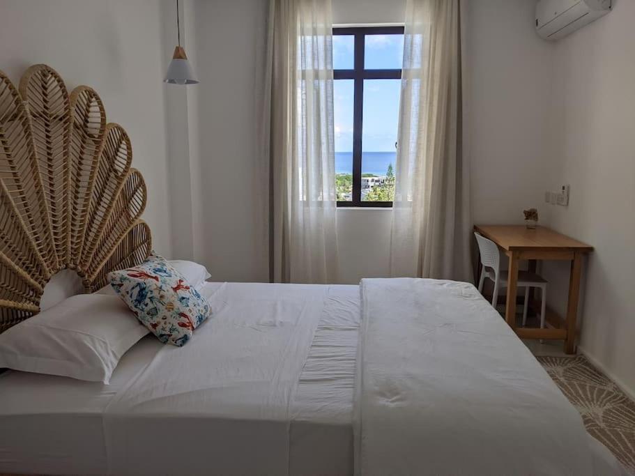 Seaview Serenity Apartment Flic-en-Flacq Esterno foto