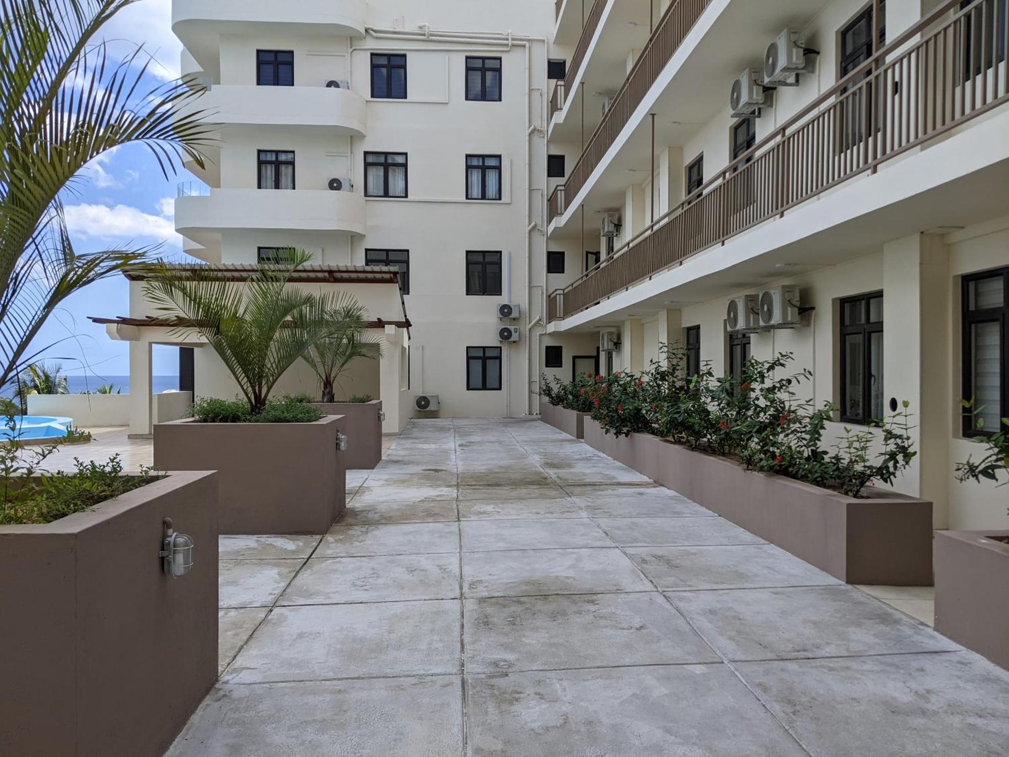 Seaview Serenity Apartment Flic-en-Flacq Esterno foto