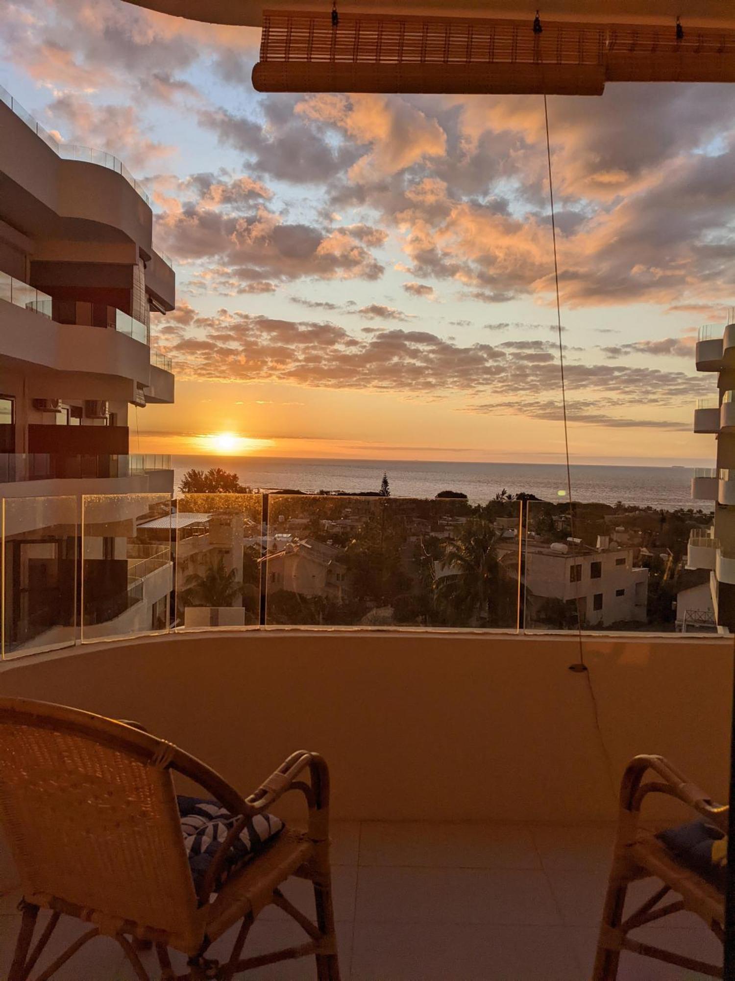 Seaview Serenity Apartment Flic-en-Flacq Esterno foto